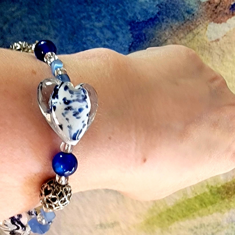 COPY - π¦Handcrafted Blue/White/Clear Glass π Beaded Bracelet - Picture 6 of 11